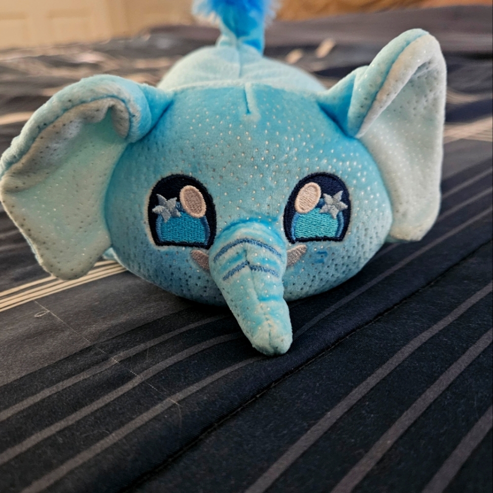 Aphmau Safari Elephant